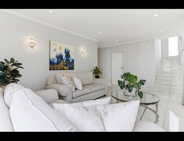 4 BEDROOM CLUSTER FOR SALE IN BRYANSTON